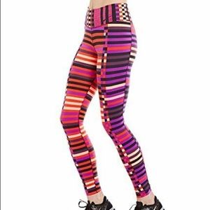 Nike Legendary Women’s Training Pants Multicolor